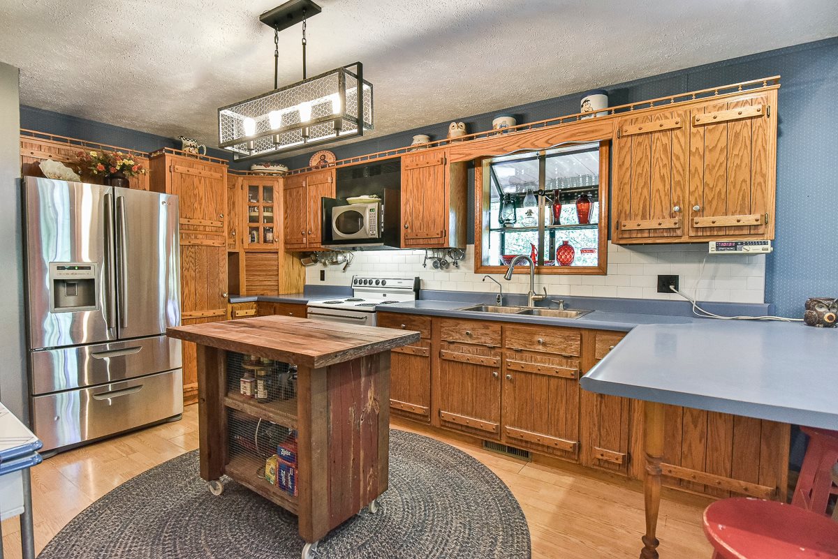 4764 Newark Road Solsberry, IN 47459 - Photo 6 of 36