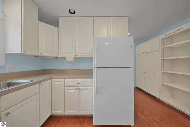 $239,390 | 112 George Street, Cadillac, MI 49601