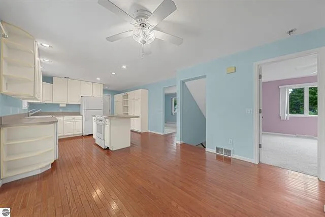 $239,390 | 112 George Street, Cadillac, MI 49601