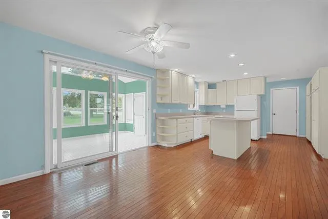 $239,390 | 112 George Street, Cadillac, MI 49601