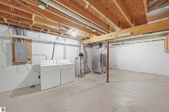 $239,390 | 112 George Street, Cadillac, MI 49601