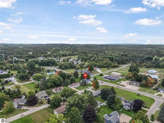 $239,390 | 112 George Street, Cadillac, MI 49601