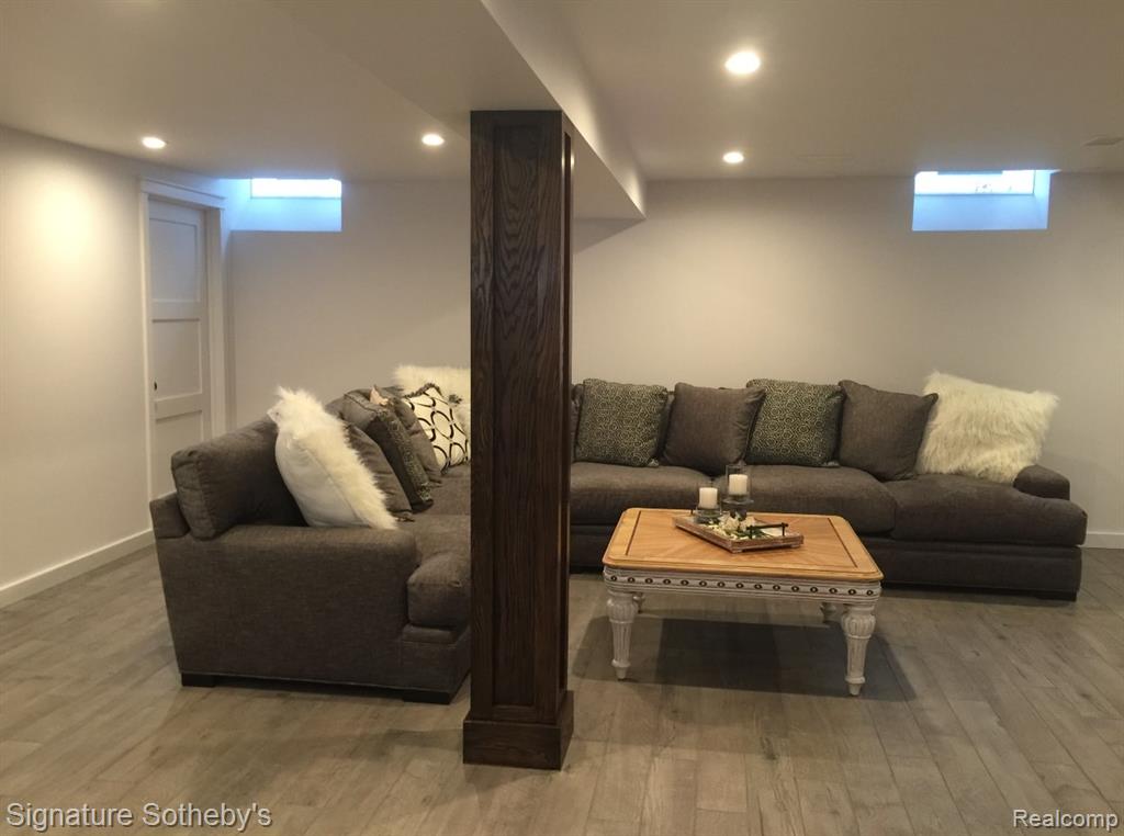 53907 Orson Road New Baltimore, MI 48047 - Photo 44 of 51