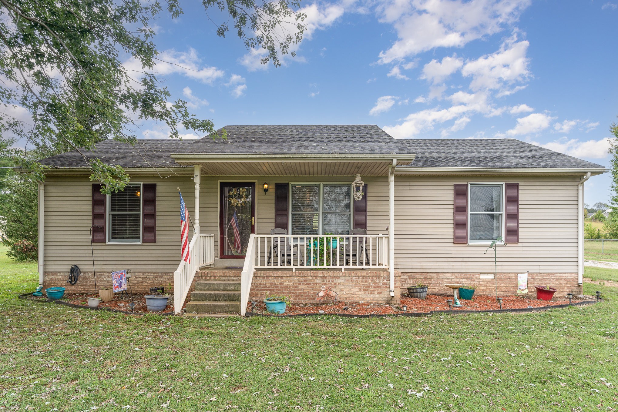 3831 Armstrong Road Springfield, TN 37172 - Photo 1 of 30 a front view of a house with a garden