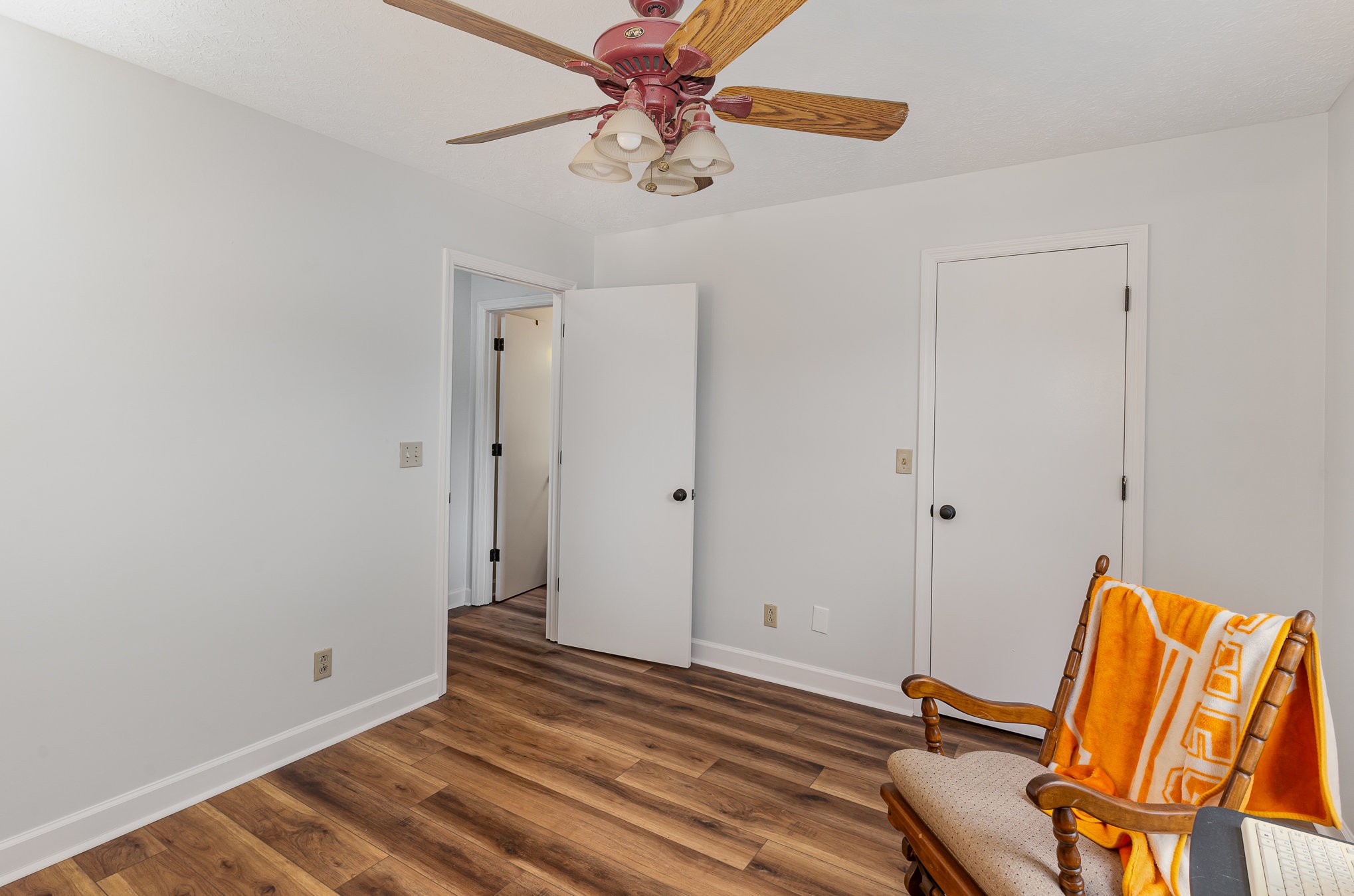 3831 Armstrong Road Springfield, TN 37172 - Photo 22 of 30 a view of room with a ceiling fan