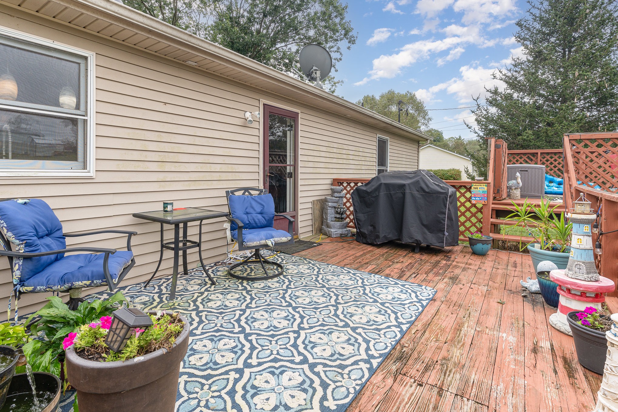 3831 Armstrong Road Springfield, TN 37172 - Photo 24 of 30 a view of a chairs and table in backyard