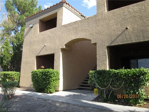 $1,055 | 3151 North Soaring Gulls Drive, Unit 2037, Las Vegas, NV 89128