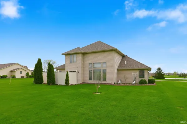 1312 Bell Brook Boulevard, Bluffton, IN 46714