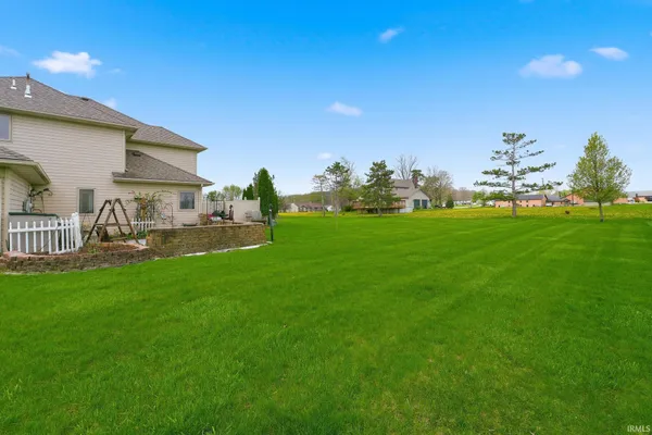 1312 Bell Brook Boulevard, Bluffton, IN 46714
