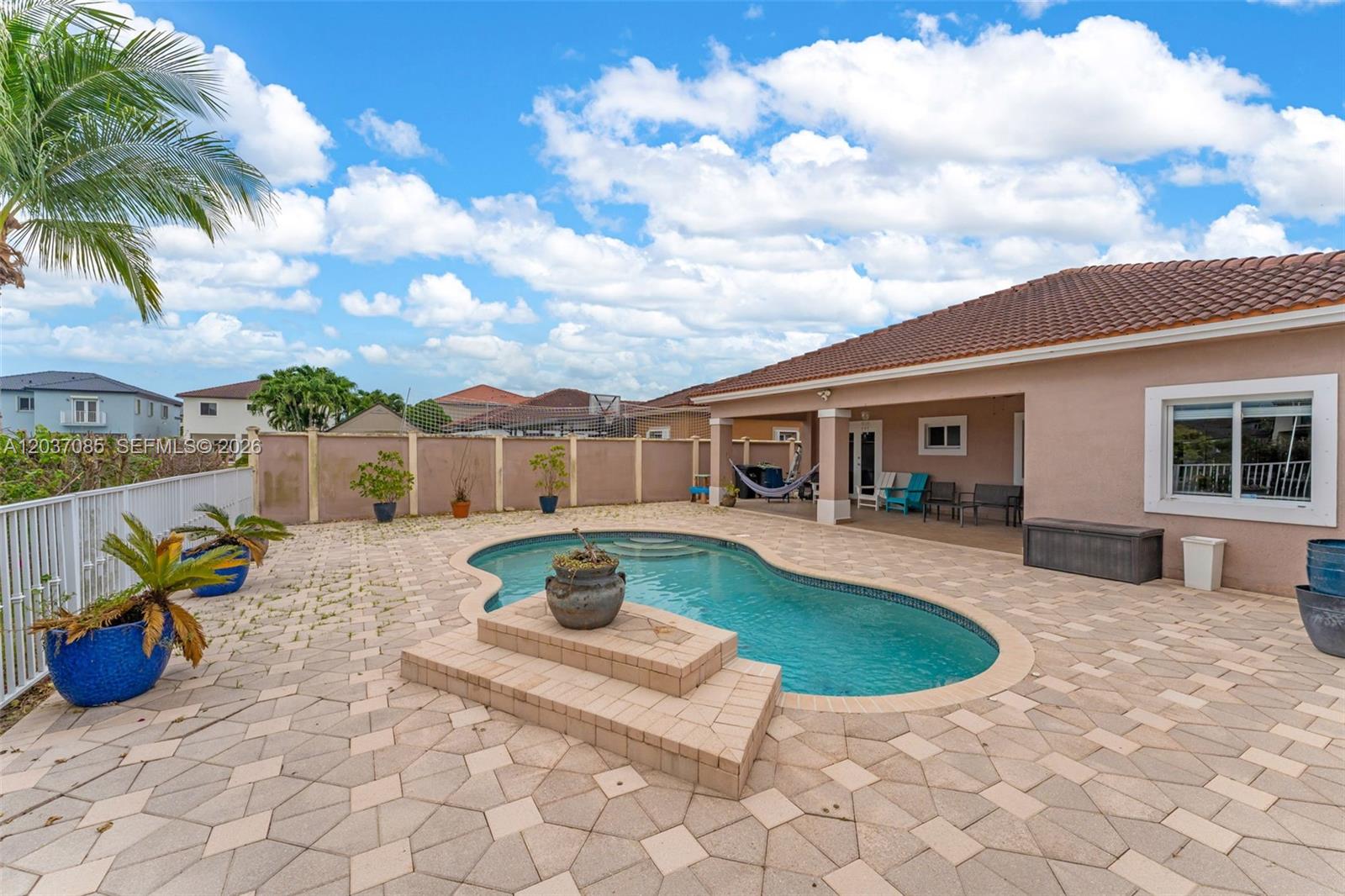 4449 Southwest 164th Path Miami, FL 33185 - Photo 20 of 40