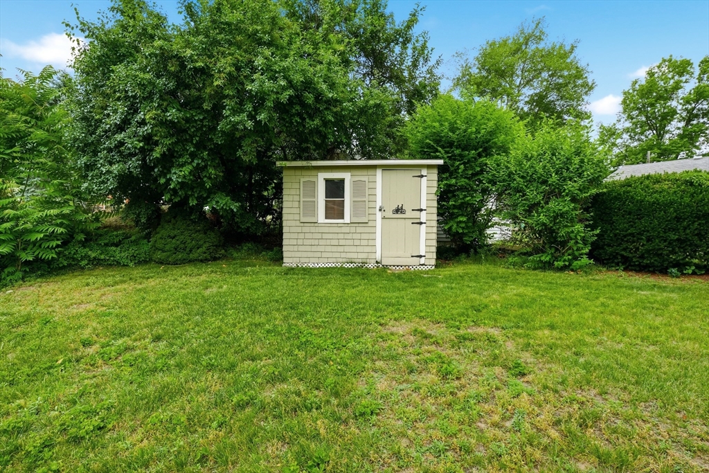 5 Antrim Road Framingham, MA 01701 - Photo 32 of 38