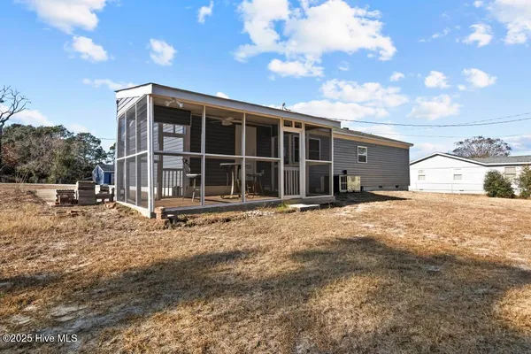 $1,595 | 17 Crown Point Road, Hubert, NC 28539