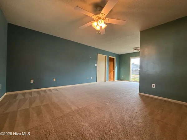 $975 | 1211 Blue Creek Road, Jacksonville, NC 28540