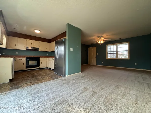 $975 | 1211 Blue Creek Road, Jacksonville, NC 28540