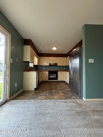 $975 | 1211 Blue Creek Road, Jacksonville, NC 28540