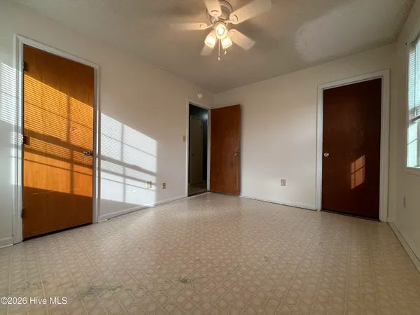 $975 | 1211 Blue Creek Road, Jacksonville, NC 28540