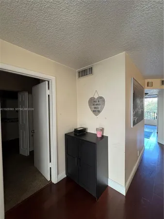 $2,150 | 10451 West Broward Boulevard, Unit 405, Plantation, FL 33324