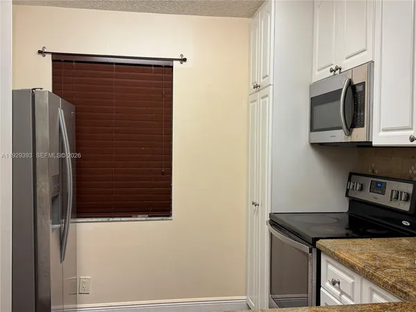 $2,150 | 10451 West Broward Boulevard, Unit 405, Plantation, FL 33324