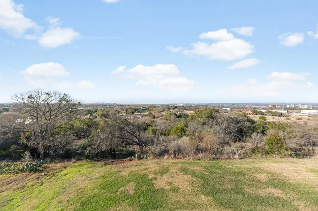 $315,000 | 409 Hi There, Horseshoe Bay, TX 78657