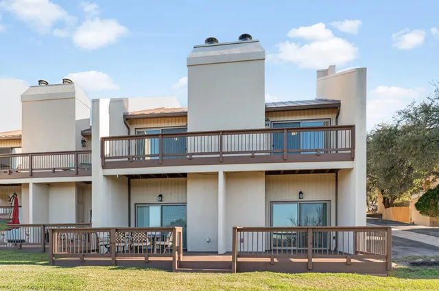 $315,000 | 409 Hi There, Horseshoe Bay, TX 78657