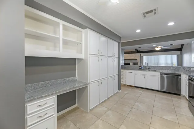 $315,000 | 409 Hi There, Horseshoe Bay, TX 78657