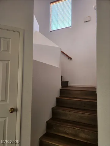 $2,200 | 1417 Lucia Drive, Las Vegas, NV 89128