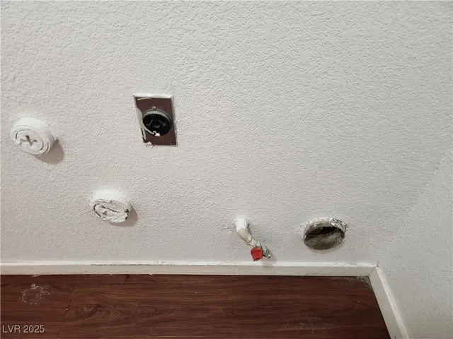 $2,200 | 1417 Lucia Drive, Las Vegas, NV 89128