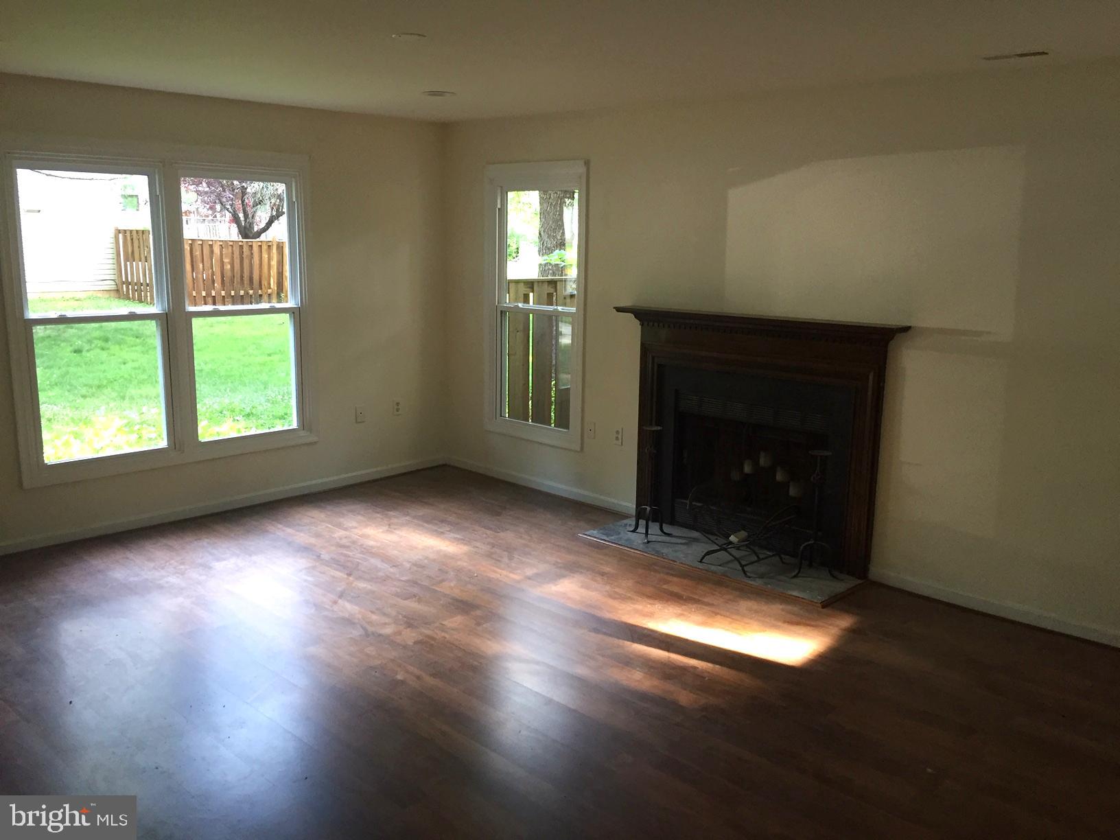 7315 Rokeby Drive Manassas, VA 20109 - Photo 3 of 20 Gallery Image 3