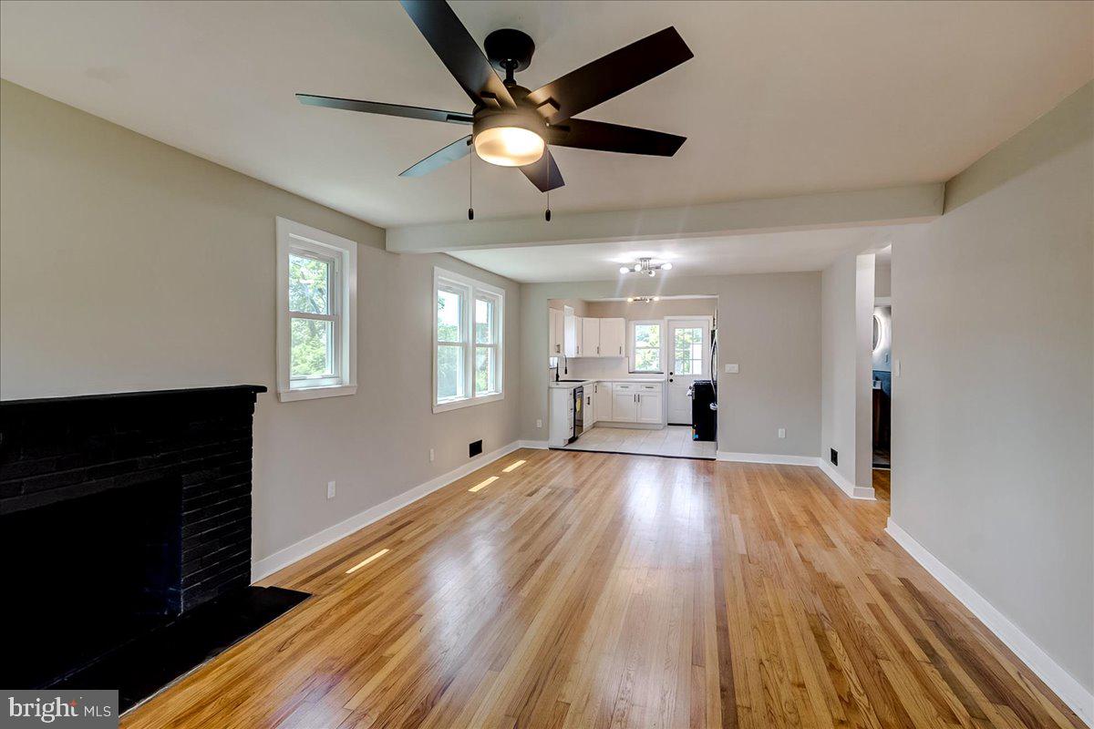 5601 Windsor Mill Road Baltimore, MD 21207 - Photo 2 of 17