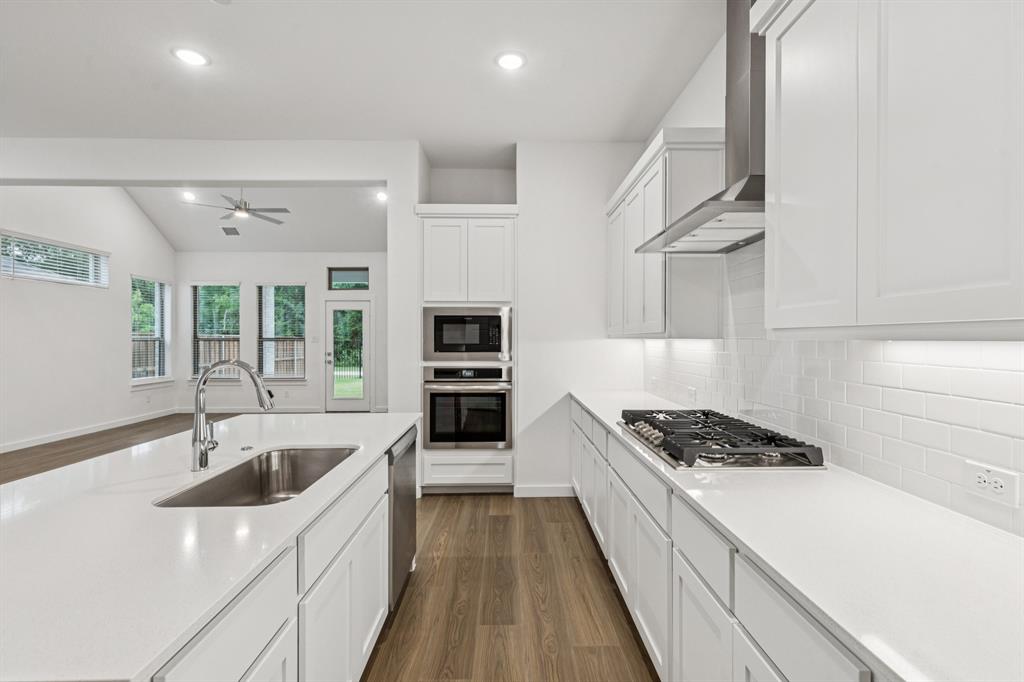 1900 Palmetto Road Celina, TX 75009 - Photo 13 of 33 Kitchen in the Picasso II home plan by Trophy Signature Homes – REPRESENTATIVE PHOTO