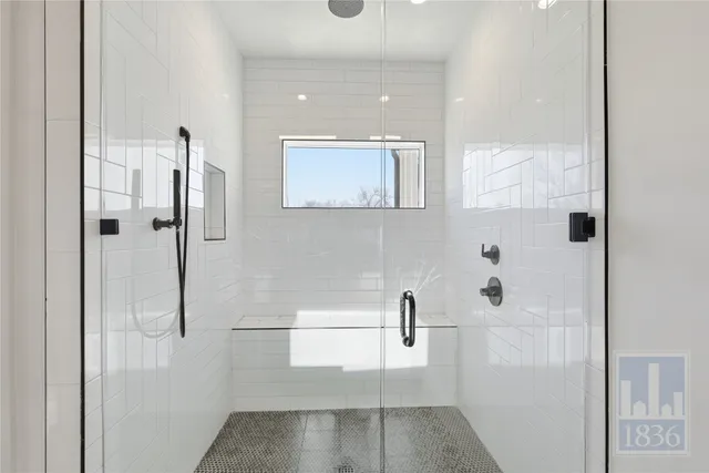 $3,700 | 4701 Sara Drive, Unit A, Austin, TX 78721