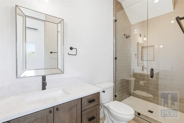 $3,700 | 4701 Sara Drive, Unit A, Austin, TX 78721