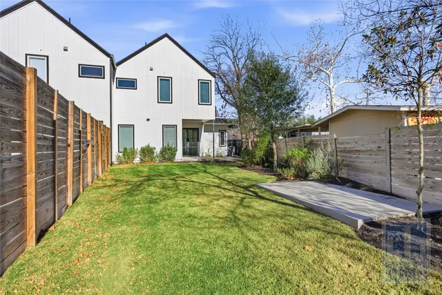 $3,700 | 4701 Sara Drive, Unit A, Austin, TX 78721