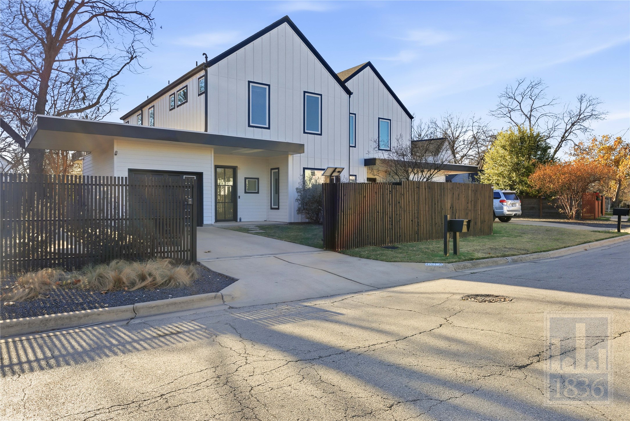 4701 Sara Drive, Unit A Austin, TX 78721 - Photo 33 of 38