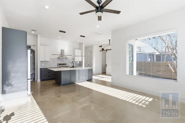 $3,700 | 4701 Sara Drive, Unit A, Austin, TX 78721