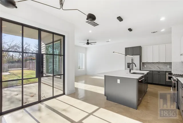 $3,700 | 4701 Sara Drive, Unit A, Austin, TX 78721