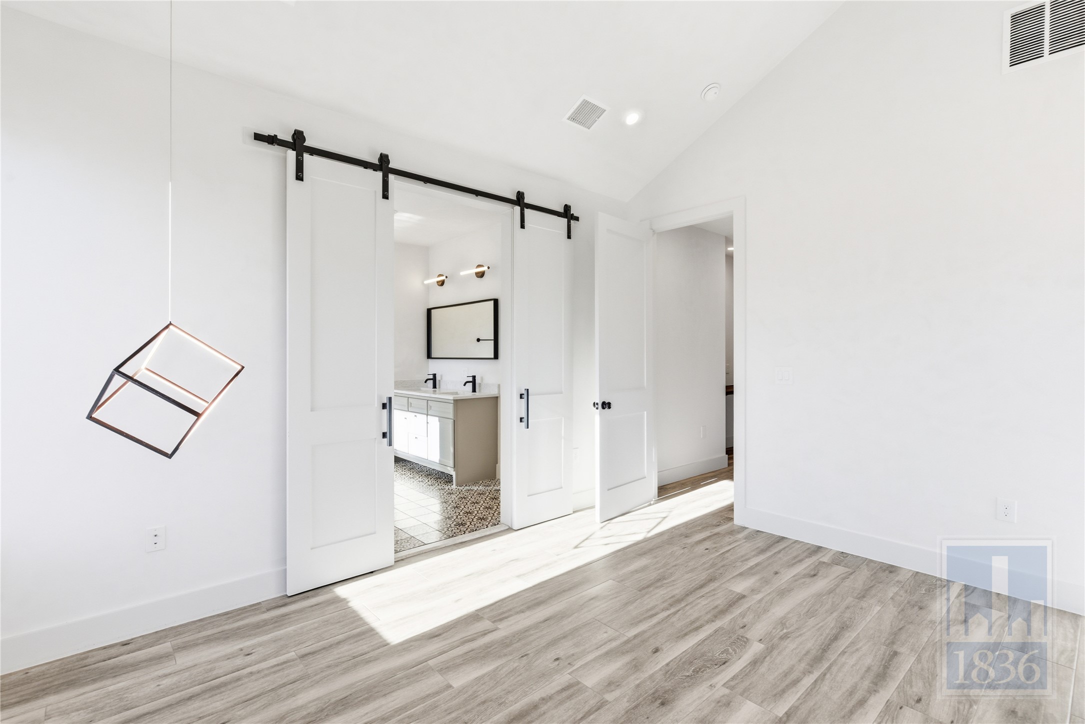 4701 Sara Drive, Unit A Austin, TX 78721 - Photo 8 of 38