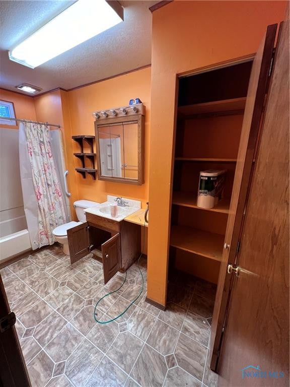 2250 Manoa Road Toledo, OH 43615 - Photo 10 of 27 Gallery Image 10