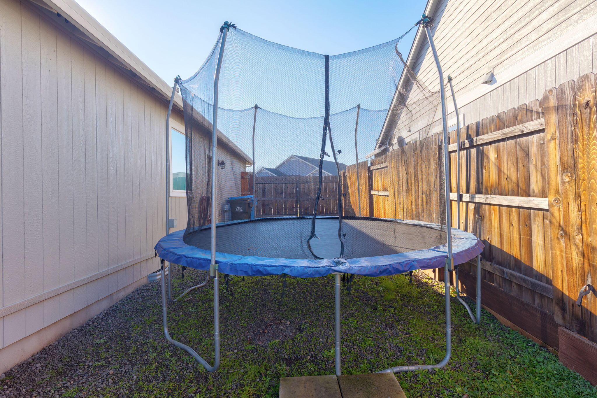 110 Linton Way Eagle Point, OR 97524 - Photo 33 of 41 a patio with table and chairs