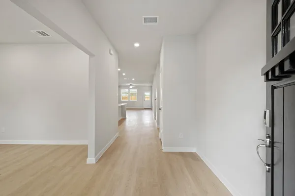 $294,900 | 2407 16th Street, Bay City, TX 77414