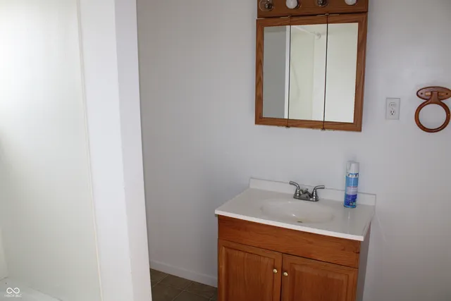 $210,000 | 10327 Old National Road, Indianapolis, IN 46231