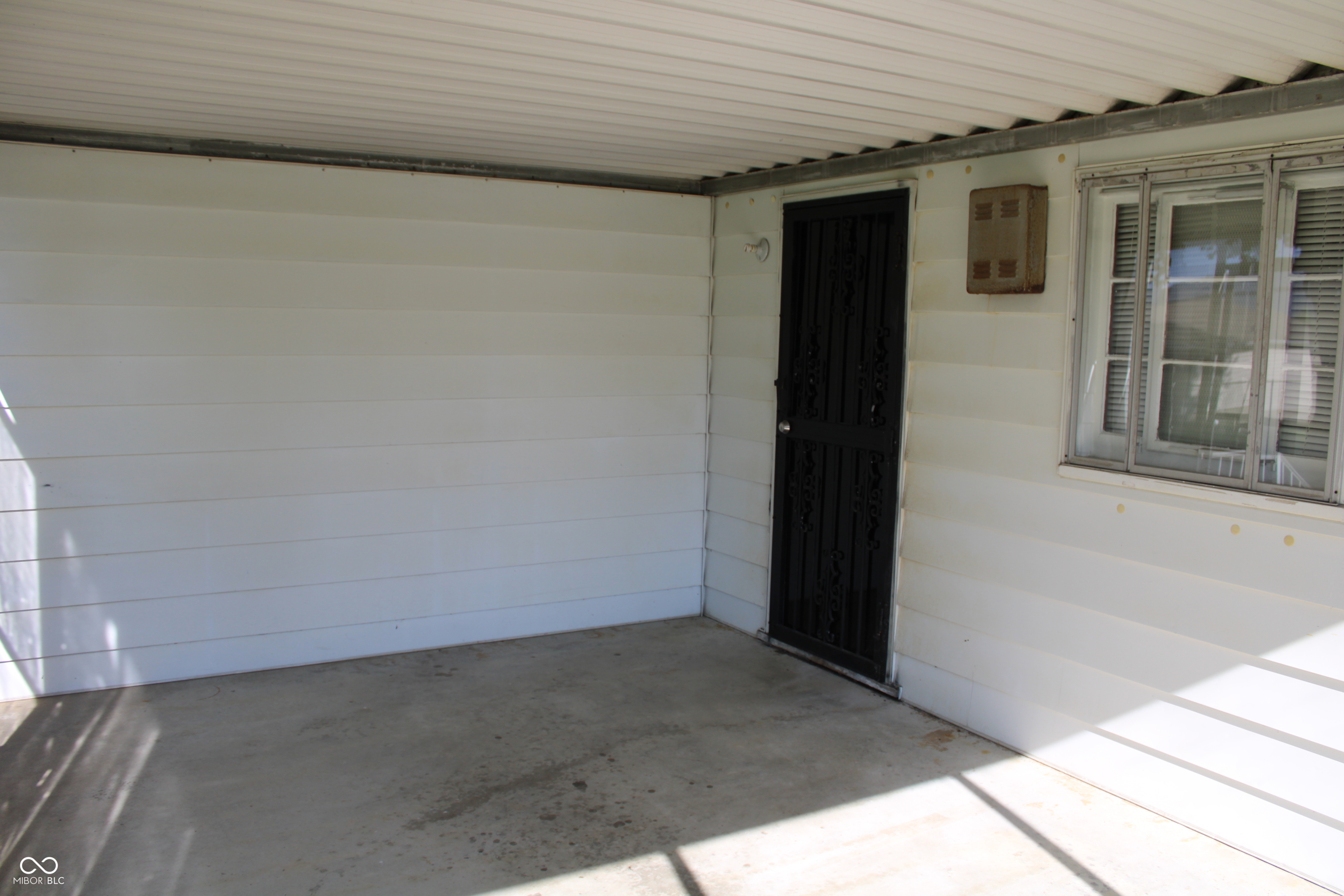 10327 Old National Road Indianapolis, IN 46231 - Photo 20 of 28