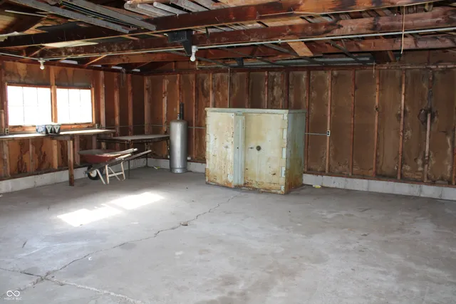 $210,000 | 10327 Old National Road, Indianapolis, IN 46231