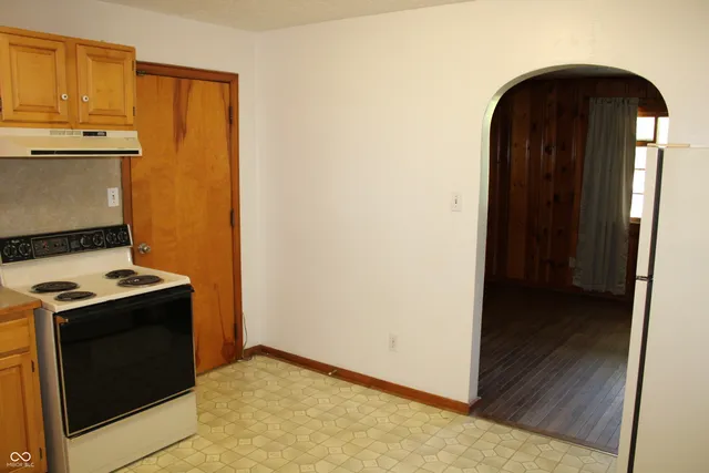 $210,000 | 10327 Old National Road, Indianapolis, IN 46231