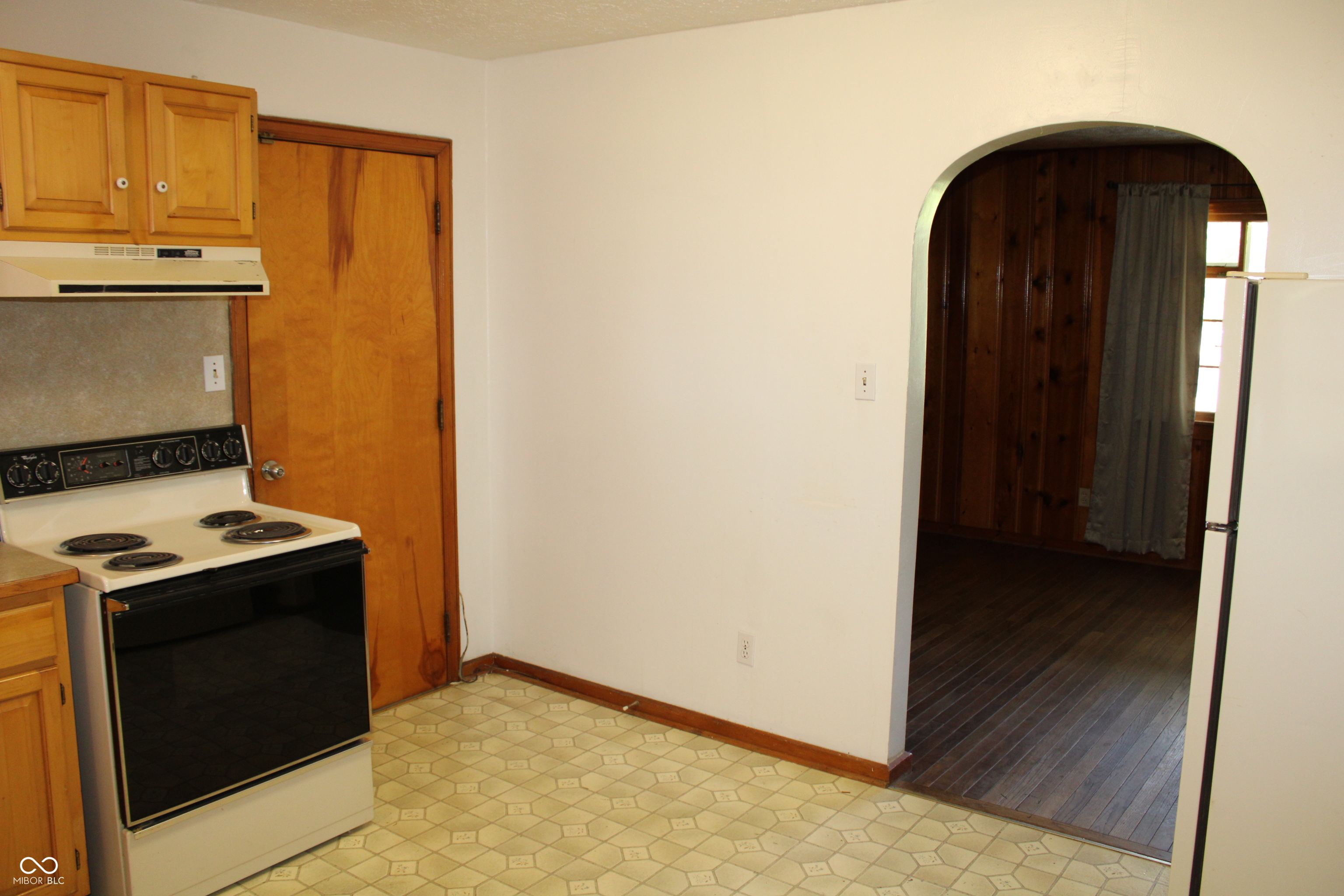 10327 Old National Road Indianapolis, IN 46231 - Photo 9 of 28