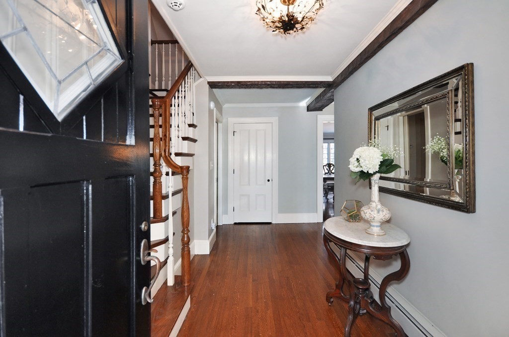 5 Fernway Winchester, MA 01890 - Photo 3 of 42