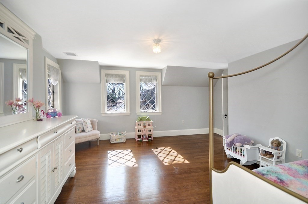 5 Fernway Winchester, MA 01890 - Photo 31 of 42