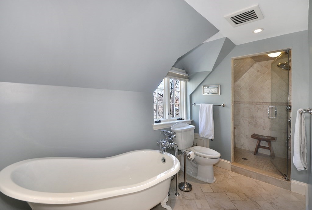 5 Fernway Winchester, MA 01890 - Photo 35 of 42