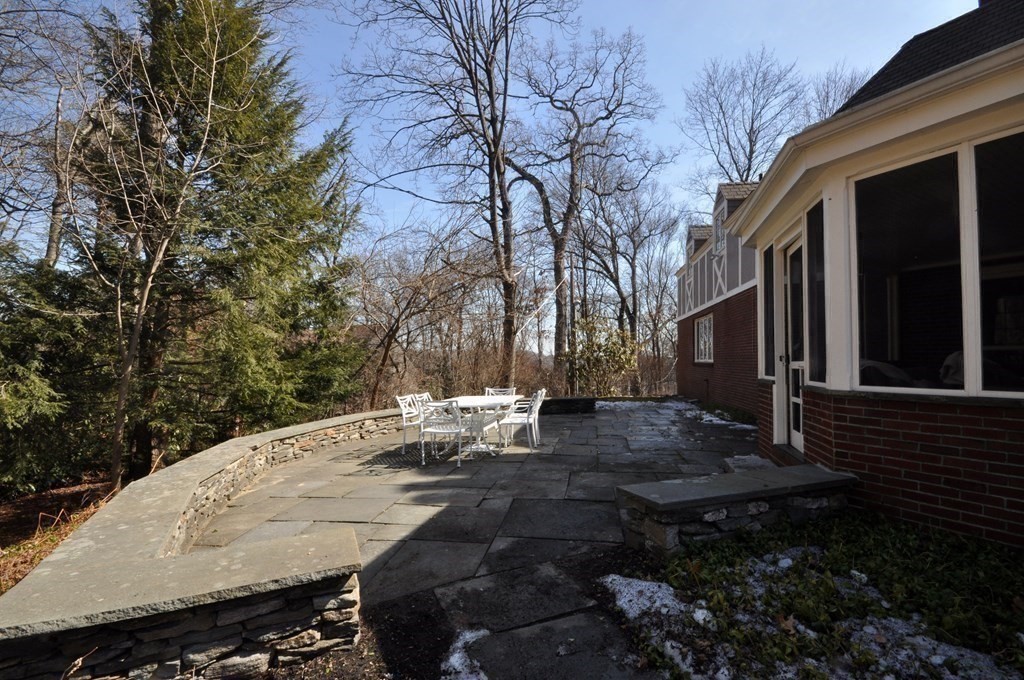 5 Fernway Winchester, MA 01890 - Photo 37 of 42