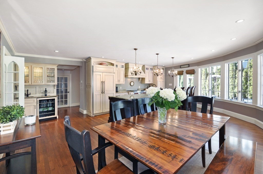 5 Fernway Winchester, MA 01890 - Photo 9 of 42